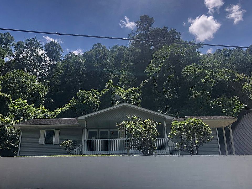 1st image of 209 Ivy Crest Dr
