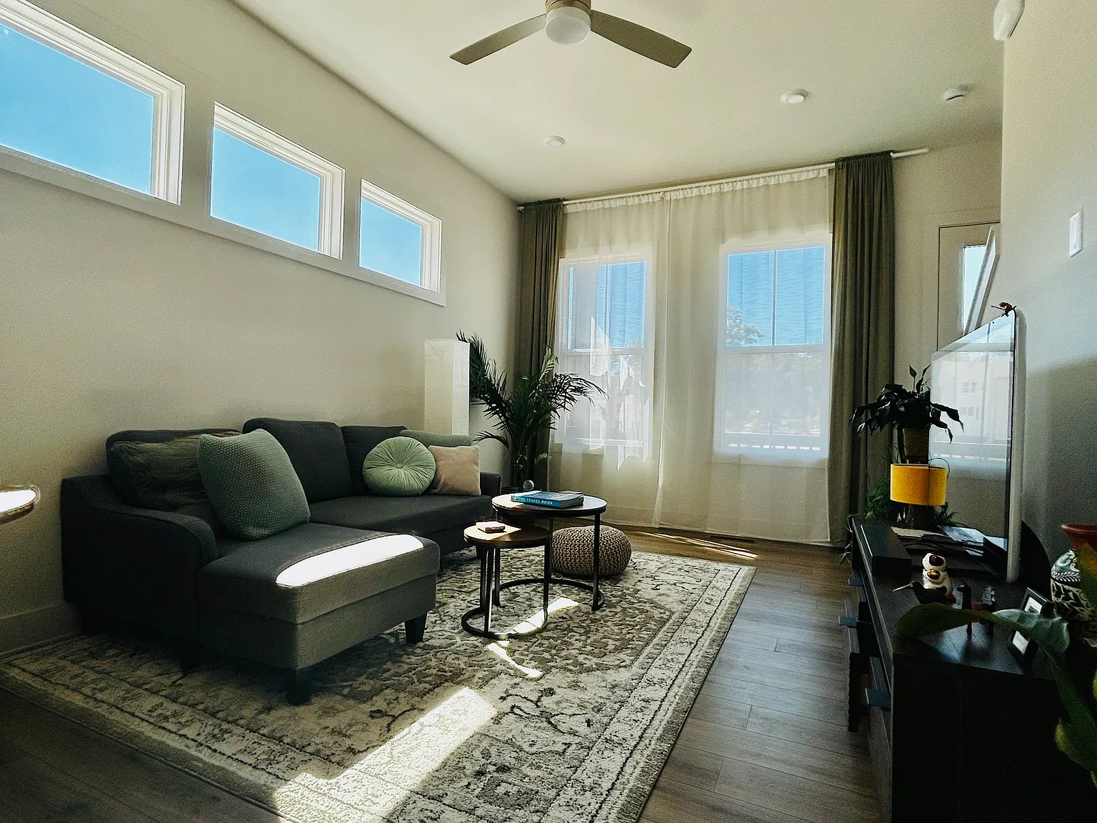 1415 Cozy Ct SE — Photo 3