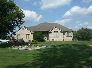 2298 N Mitchell Lake Rd, Attica, MI 48412