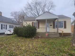 916 Zeiter St, Danville, IL 61832