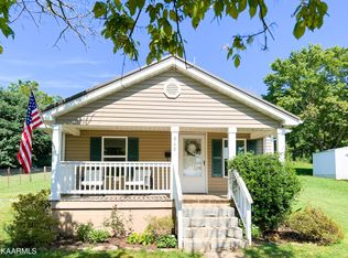 808 Commerce St, Loudon, TN 37774