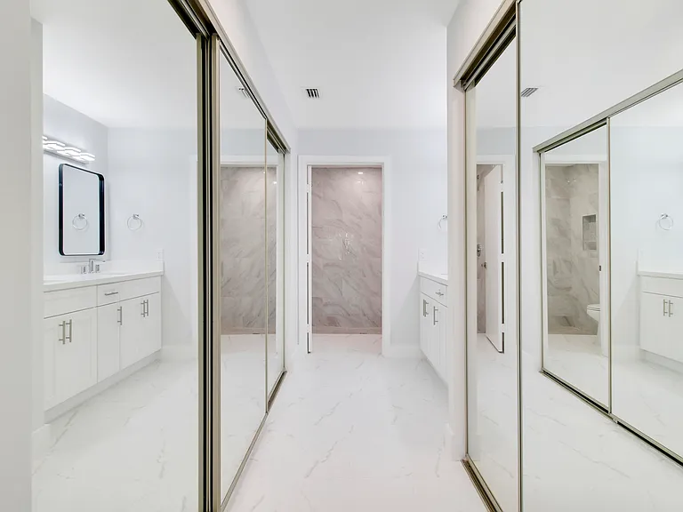 8055 Sweetbriar Way — Photo 15