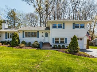 2008 Hill Top Rd, Scotch Plains, NJ 07076