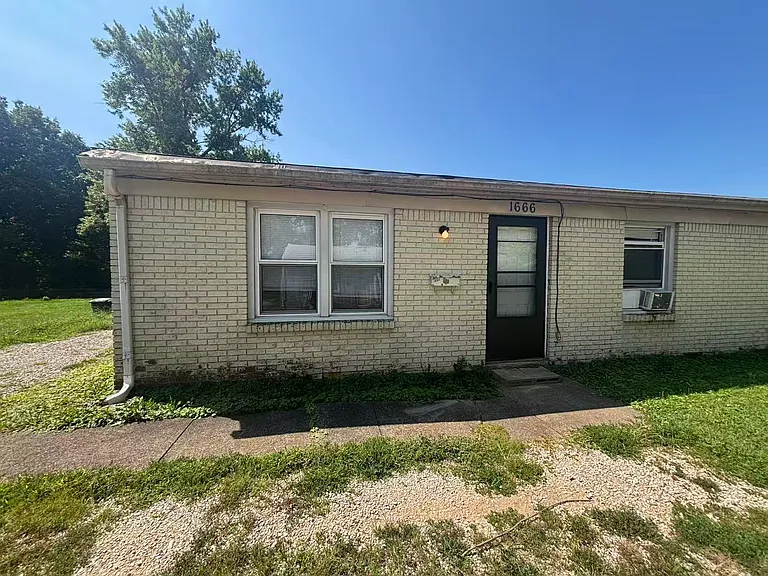 1666 McConnell Ave — Photo 7
