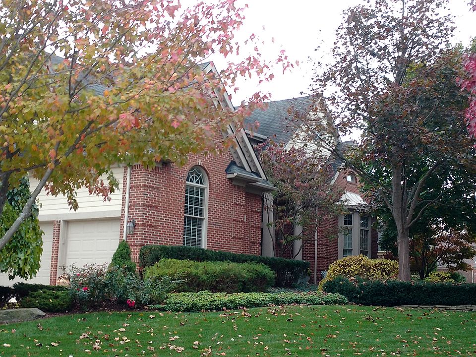 1st image of 22766 Autumn Park Blvd