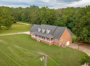 281 Woodland Cir, Piedmont, AL 36272