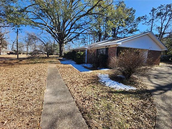 2nd image of 24 Elmwood Dr