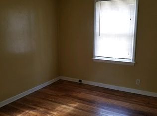 921 E 77th Ter, Kansas City, MO 64131