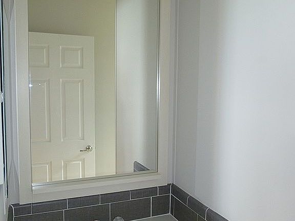 5th image of 7441 SW 40th Ter