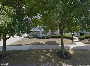 312 Wildrose Ct, Bolingbrook, IL 60440