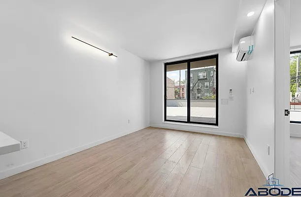 Rented by ABODE NYC LLC | media 21