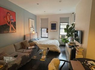 30 Avenue B #3B, New York, NY 10009