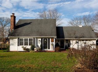 109 Westland Est, Winfield, WV 25213