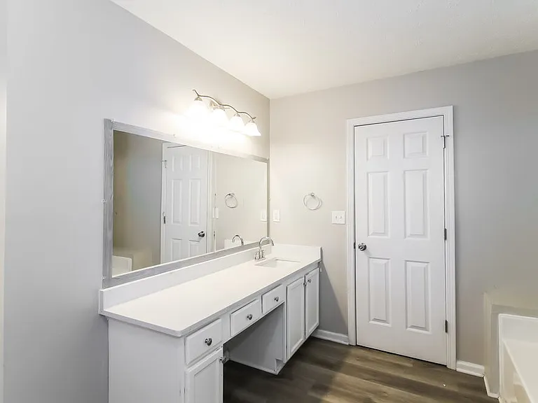 2530 Walter Way — Photo 11
