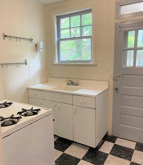 1405 Severn St #B1 — Photo 47