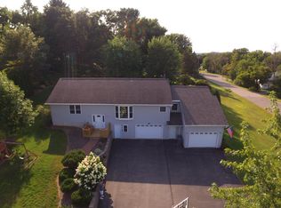 100 Meadowview Dr, Alma Center, WI 54611