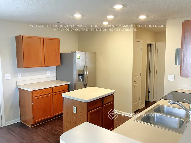 1402 Bray Dr — Photo 6
