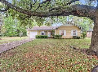 526 W Carolyn Ave, Foley, AL 36535