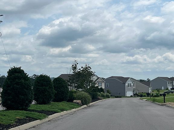 4th image of 326 Gail Ln