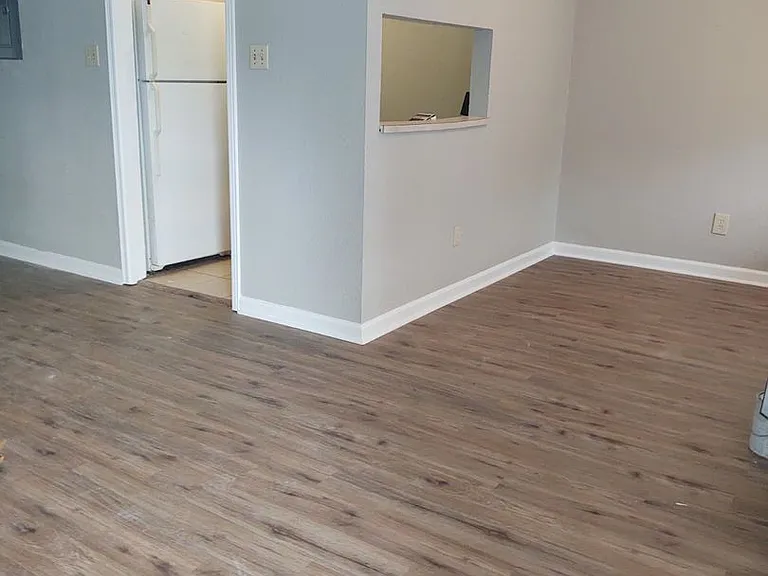 600 Rim Rd — Photo 3
