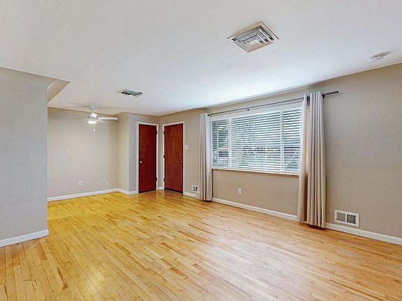 5th image of 1672 S Benton St