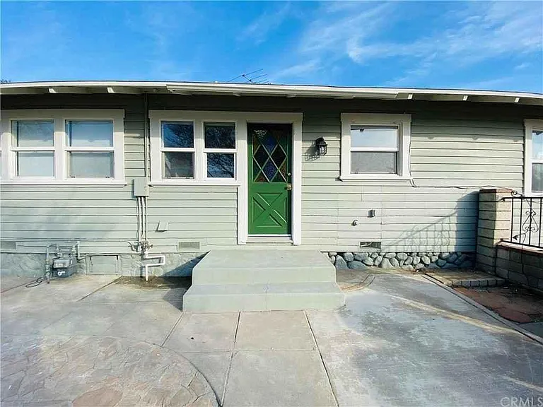 903 Campus Ave — Photo 19