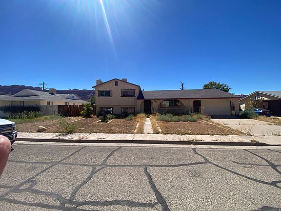 3rd image of 276 Hillside Dr