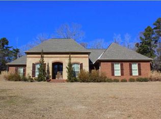 110 Whitetail Blvd, Florence, MS 39073