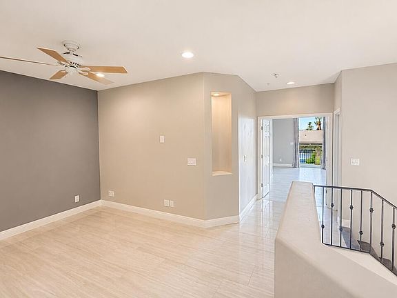 5th image of 1442 W Coral Reef Dr