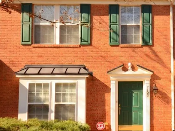 7105 Flying Scotsman Dr, Charlotte, NC 28213