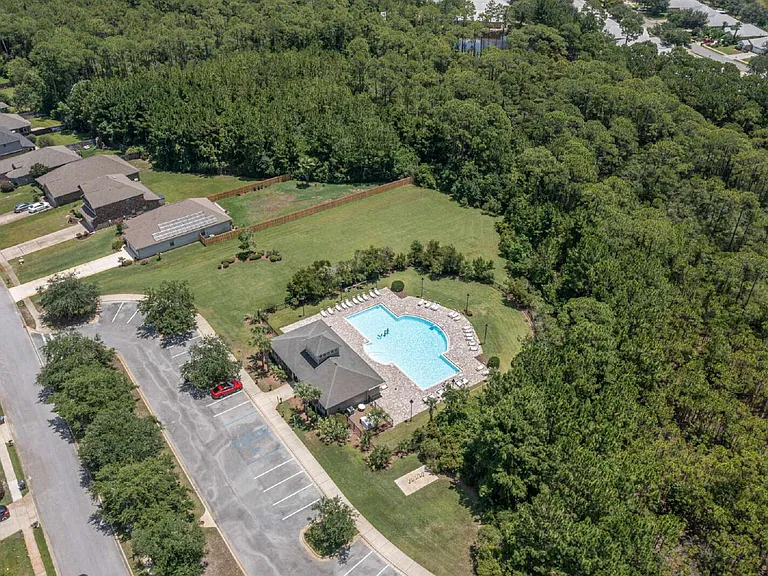 130 W Shipwreck Rd — Photo 48