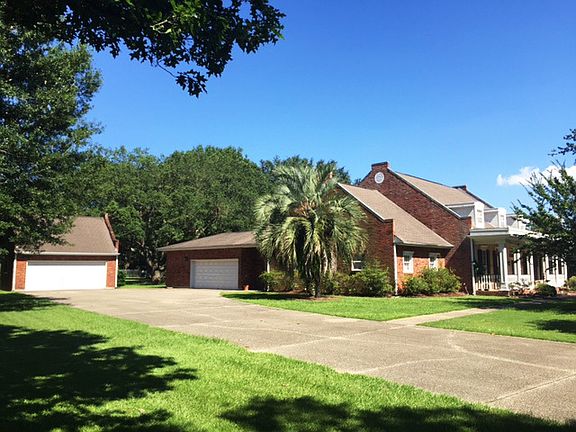 2nd image of 24 Elmwood Dr