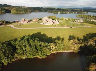 155 Amblecrest Dr, Vonore, TN 37885