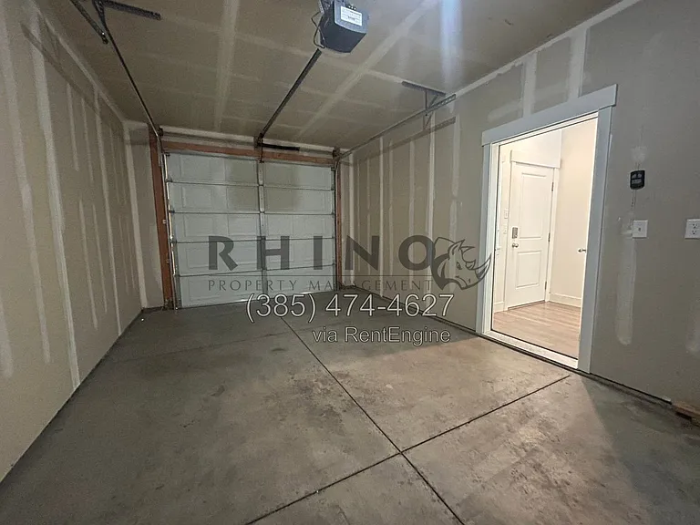 352 E 1850 N #13 — Photo 12