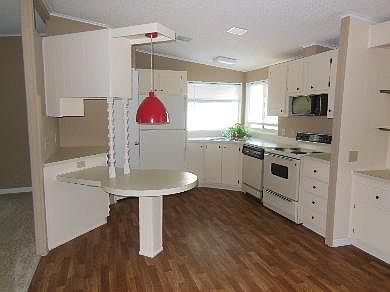 2nd image of 6494 Carlisle Pl