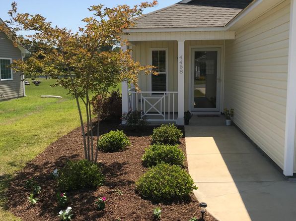 4458 Maritime Oak Dr SE