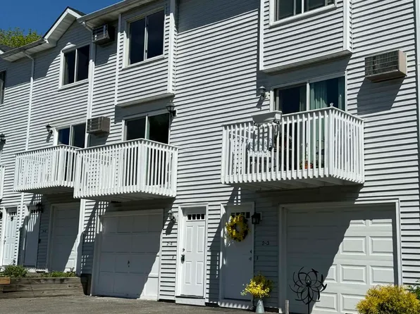 1001 Old Colony Rd APT 2-4, Meriden, CT 06451