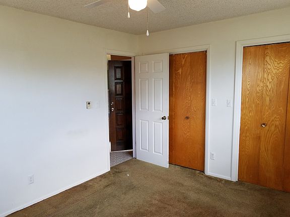4th image of 508 Starlite Dr