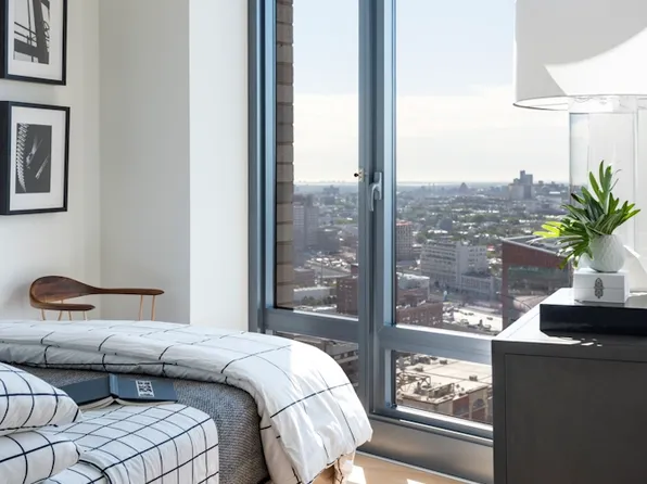 250 Ashland Place image 4 of 18