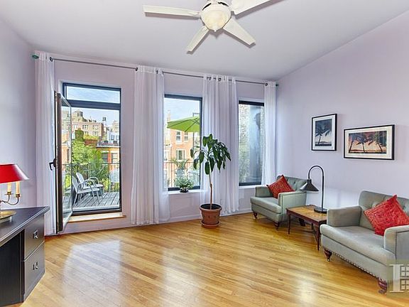 4th image of 151 W 93rd St