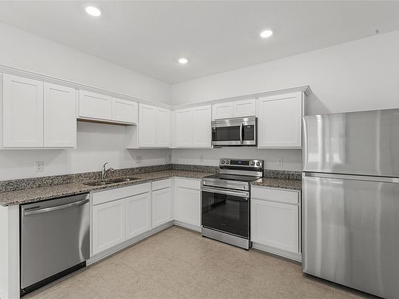5th image of 358 Cadberry Pl