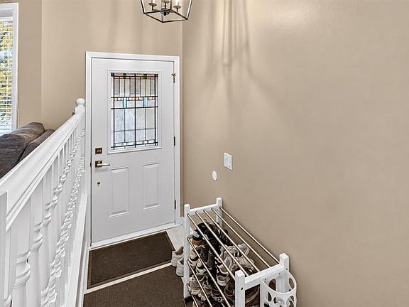 3rd image of 52 S Cedargrove Way SW