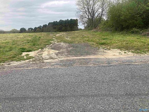 4th image of 3 County Road 47