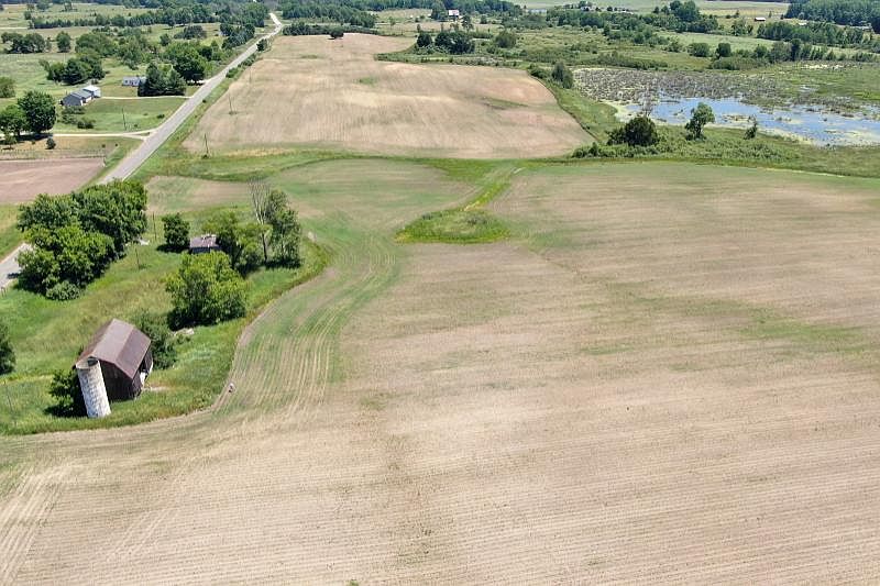 1st image of 3250 Seventeen Mile Rd