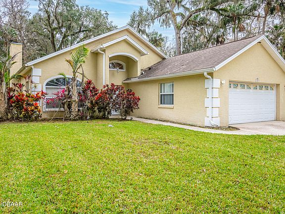 2nd image of 804 Golf Ave