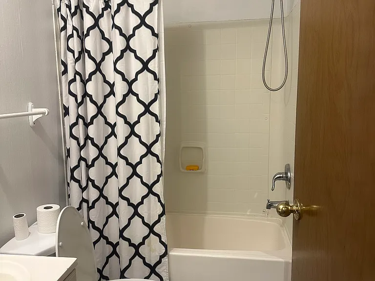 115 Ridgeway Ct — Photo 10