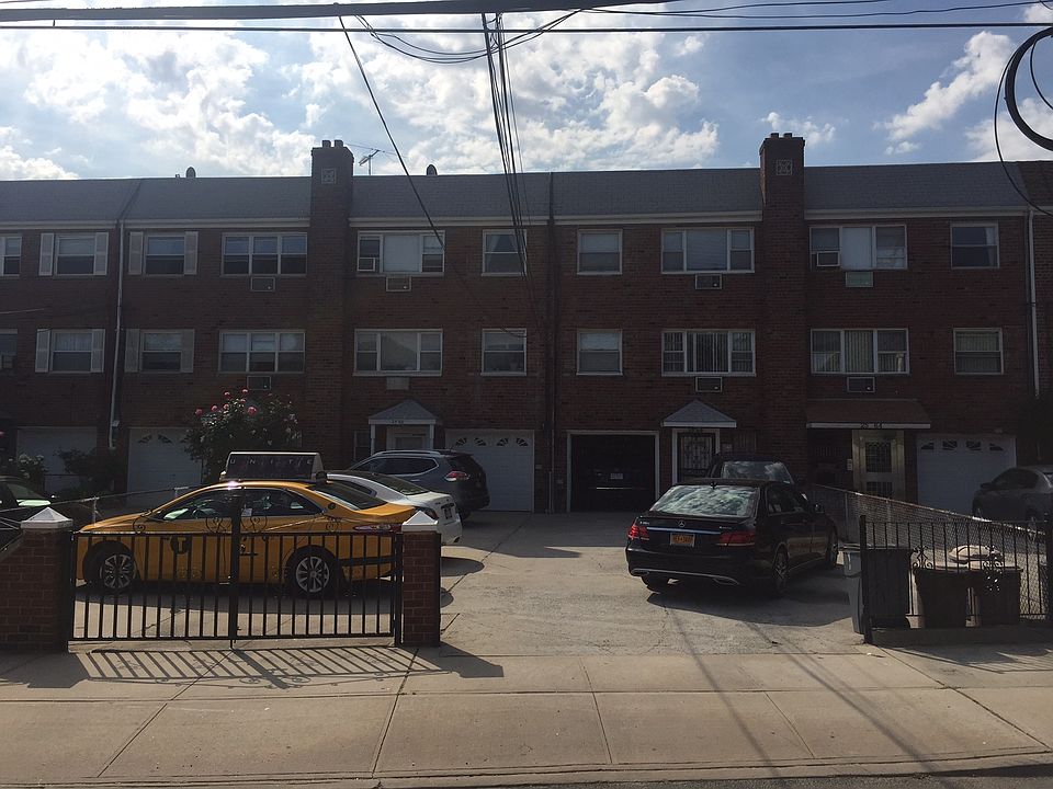 1st image of 2566 50th Ave