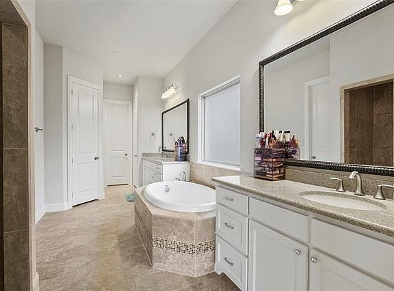 5th image of 3705 Noontide Ln