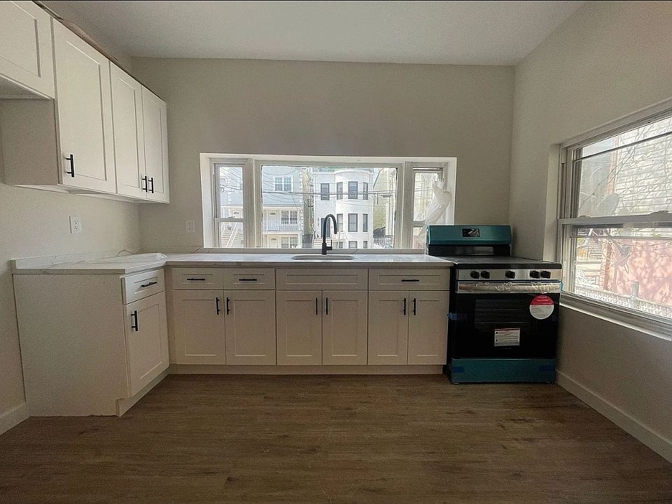1st image of 56 Atlantic St #1A