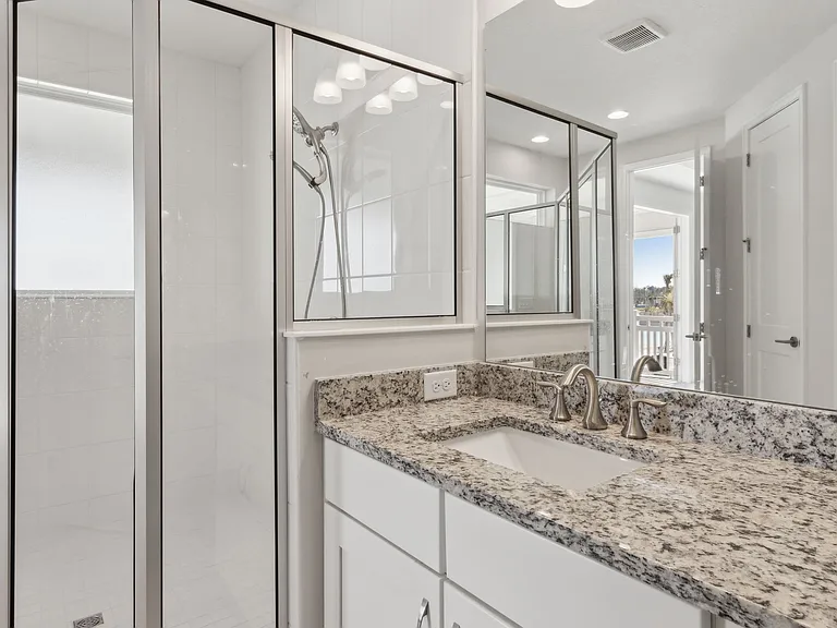 401 Marquesa Cir #1 — Photo 41